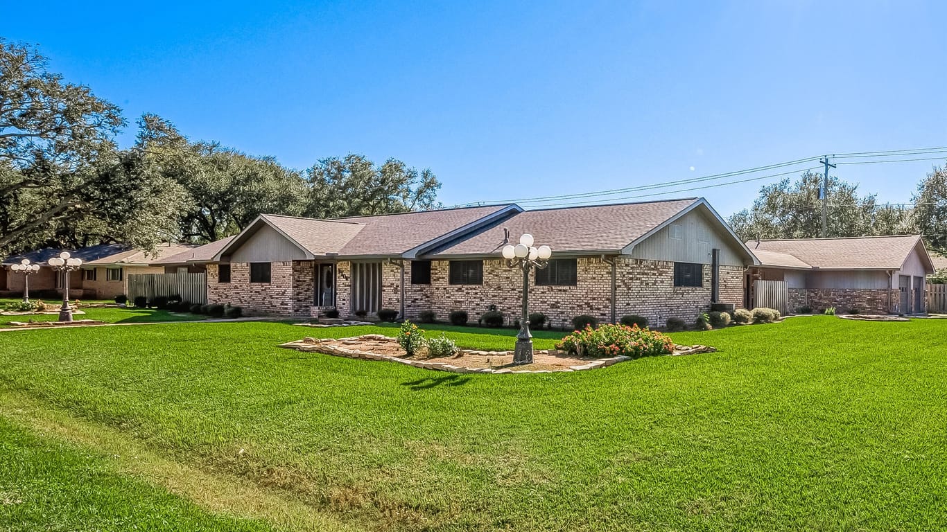 Needville null-story, 3-bed 9306 Union Street-idx