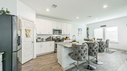 Richmond 2-story, 4-bed 1722 Tranquility Drive-idx