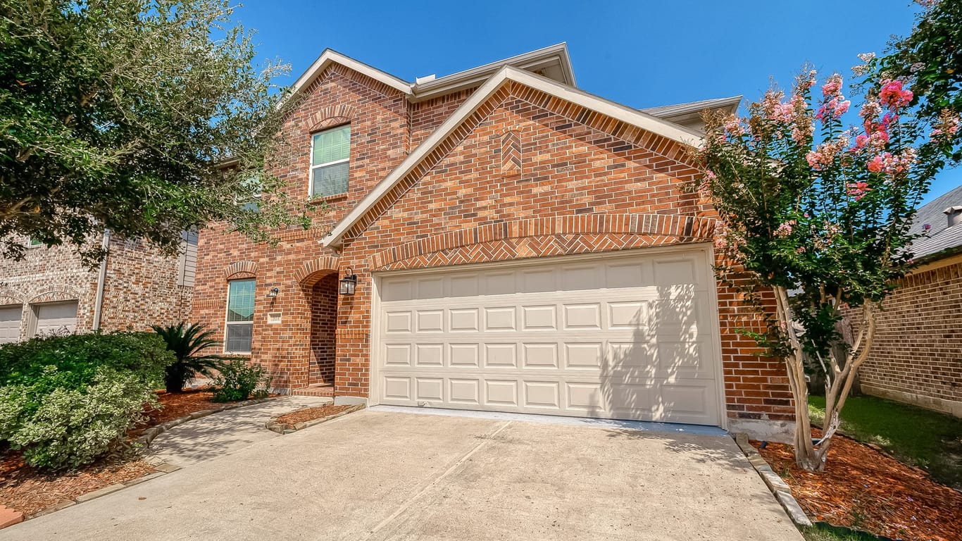 Rosenberg 2-story, 3-bed 314 Lake Rim Drive-idx