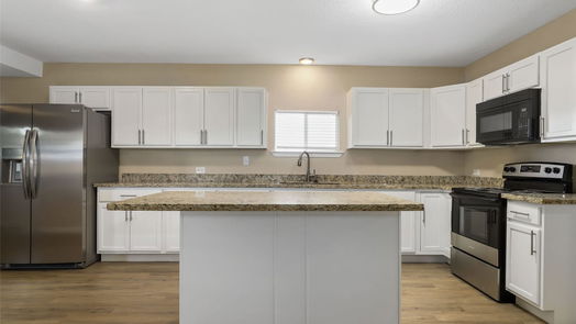 Rosenberg 1-story, 3-bed 904 Horace Mann Ave-idx