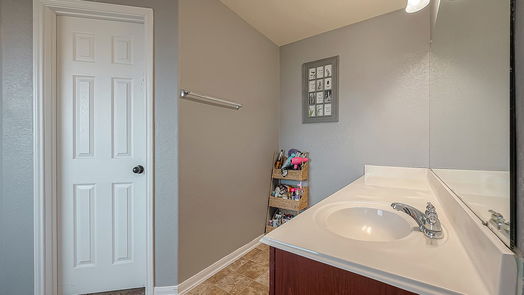 Rosenberg 1-story, 3-bed 4514 Beechwood Drive Drive-idx