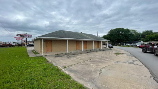 Rosenberg 1-story, null-bed 4602 Avenue H-idx