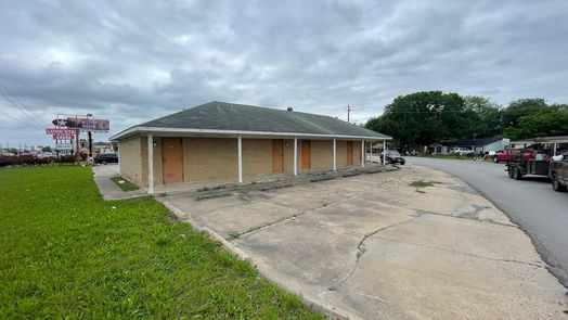 Rosenberg 1-story, null-bed 4602 Avenue H-idx