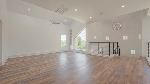 Rosenberg 2-story, 3-bed 30925 Southwest Freeway-idx