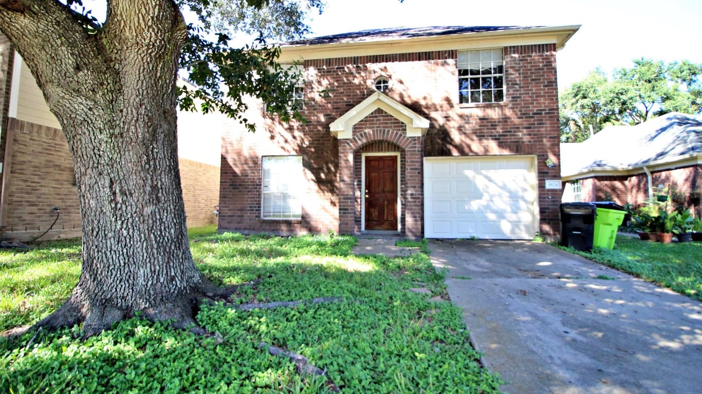 Rosenberg 2-story, 3-bed 1824 Greenfield Drive-idx