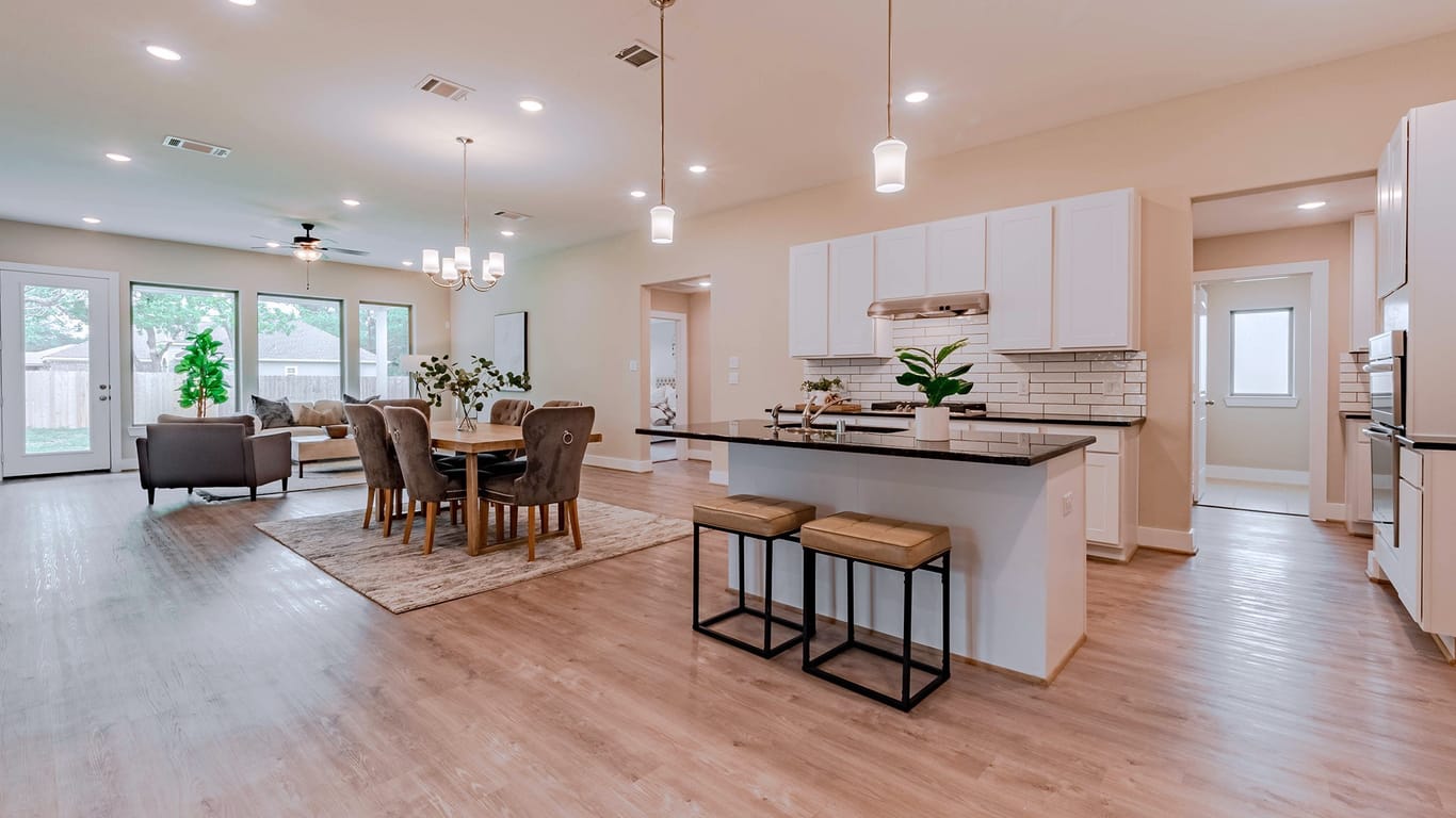 Sealy 1-story, 3-bed 1617 Eagle Lake Road-idx