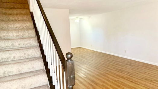 Sealy 2-story, 2-bed 1252 Eagle Lake Road 3-idx