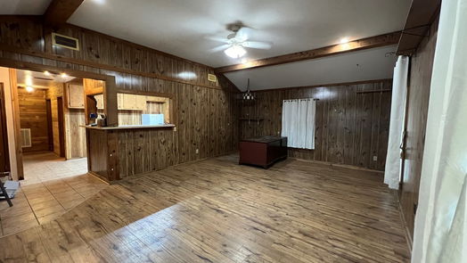 Sealy 2-story, 3-bed 810 Roosevelt Street-idx