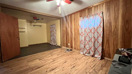 Sealy 2-story, 3-bed 810 Roosevelt Street-idx