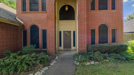 Sealy 2-story, 3-bed 1400 Bob White Trail-idx