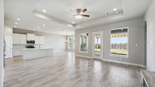 Sealy null-story, 4-bed 411 Hunters Crossing Dr-idx