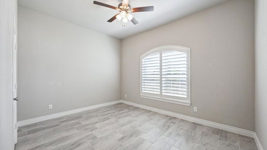 Sealy null-story, 4-bed 411 Hunters Crossing Dr-idx