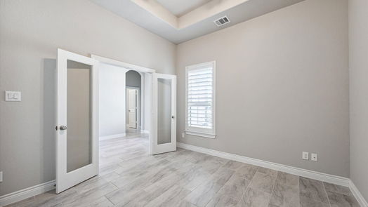Sealy null-story, 4-bed 411 Hunters Crossing Dr-idx