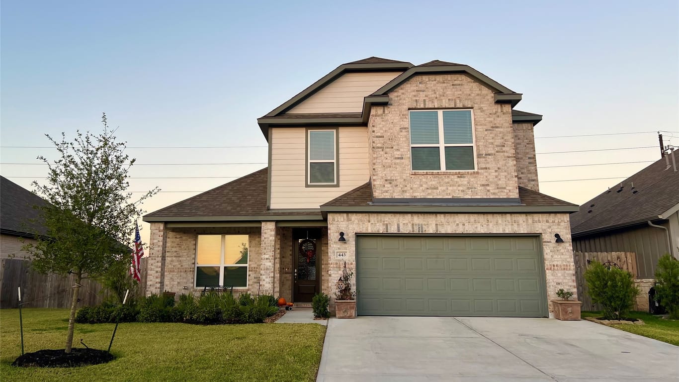 Sealy 2-story, 4-bed 443 Hunters Crossing Drive-idx