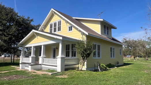 Sealy 2-story, 4-bed 134 Hill Street-idx