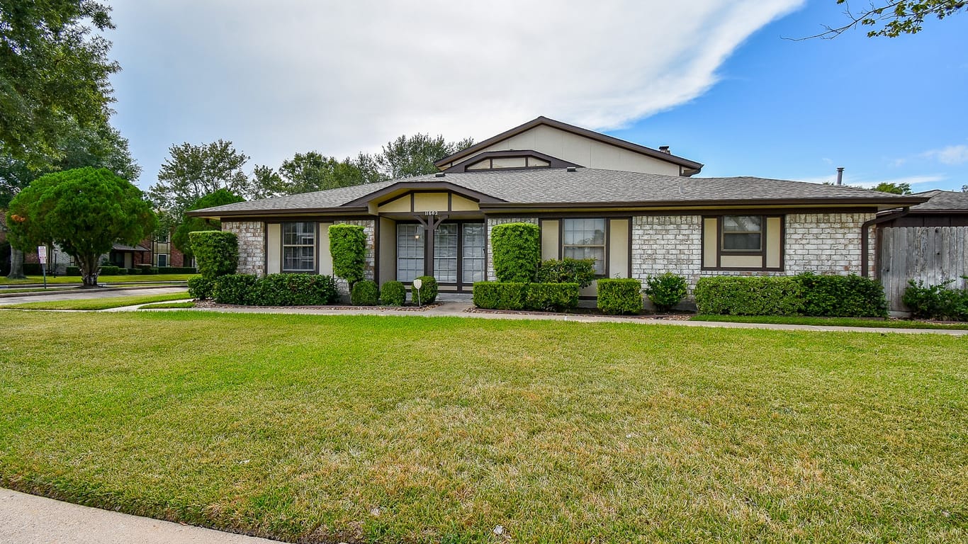 Houston 1-story, 2-bed 11602 S Kirkwood Road-idx