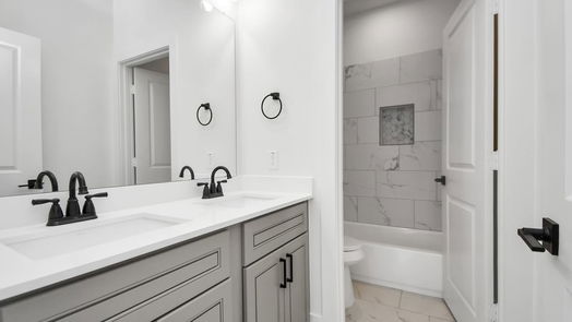 Stafford 2-story, 4-bed 4350 Avron Drive-idx