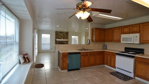 Stafford 2-story, 4-bed 12410 MEADOW BRIAR Drive-idx