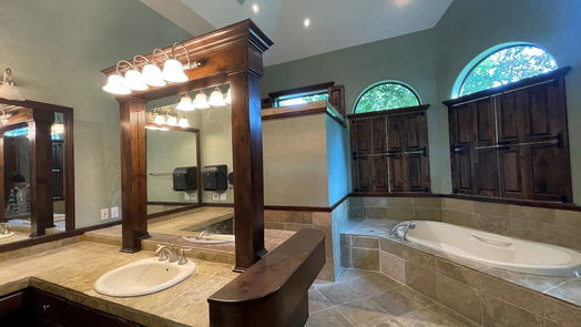 Sugar Land 2-story, 5-bed 326 W Alkire Lake Drive-idx