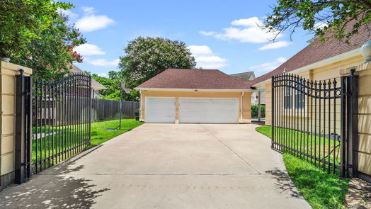 Sugar Land 2-story, 4-bed 1627 Clearwater Creek Drive-idx