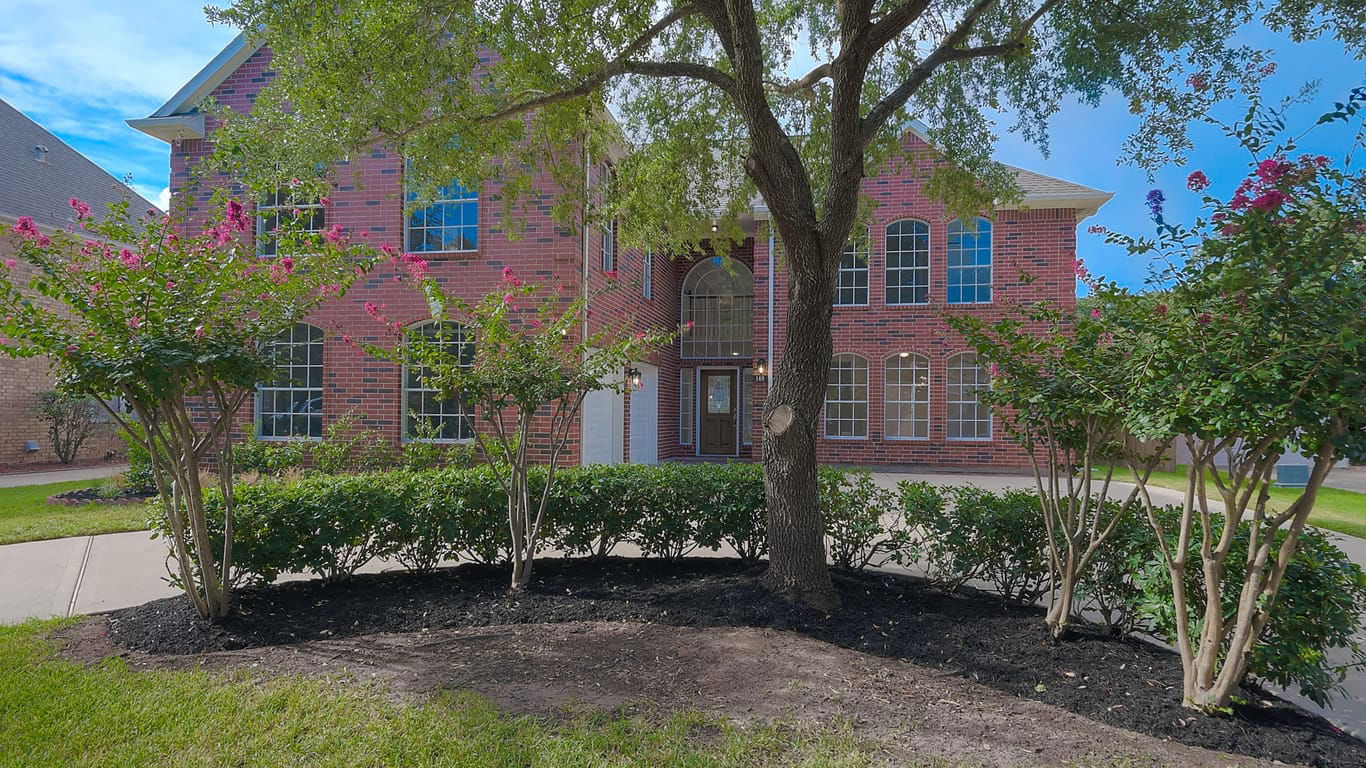 Sugar Land 2-story, 4-bed 140 N Hall Drive-idx