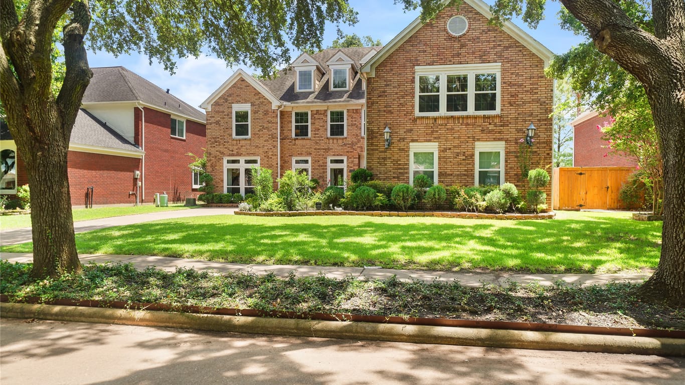 Sugar Land 2-story, 5-bed 167 S Hall Drive-idx