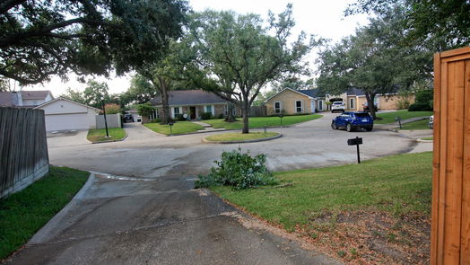 Sugar Land 2-story, 3-bed 615 Longview Drive-idx