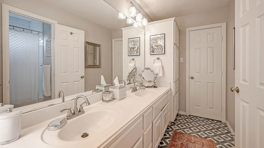 Sugar Land 2-story, 5-bed 206 Brook Forest Trail-idx
