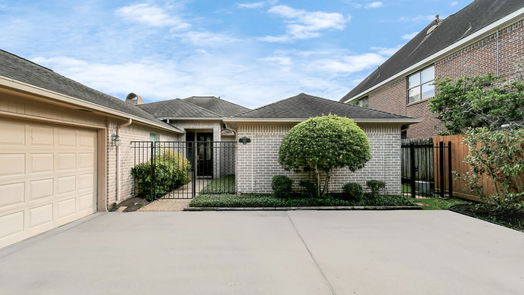 Sugar Land 1-story, 3-bed 311 Lakeside Boulevard-idx