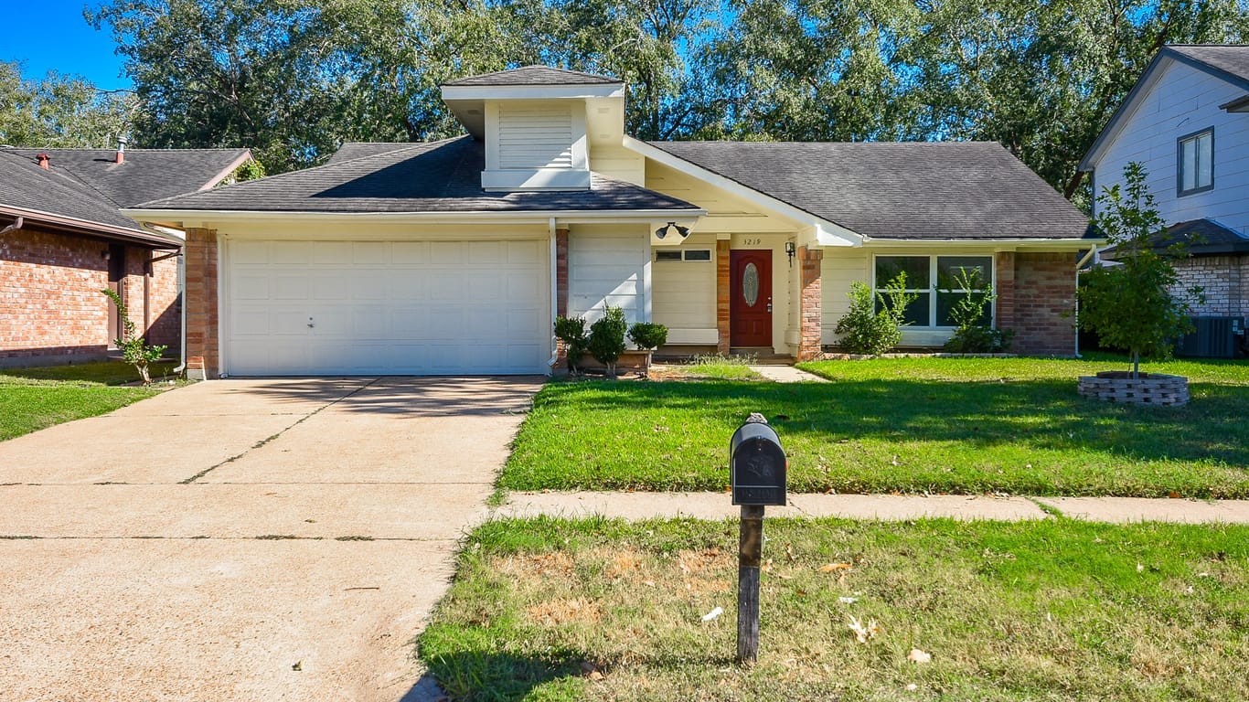 Sugar Land 1-story, 3-bed 3219 The Highlands Drive-idx