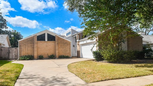 Sugar Land 1-story, 3-bed 1906 Barons Glen-idx