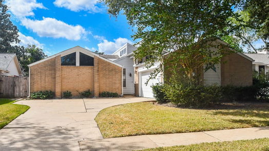 Sugar Land 1-story, 3-bed 1906 Barons Glen-idx