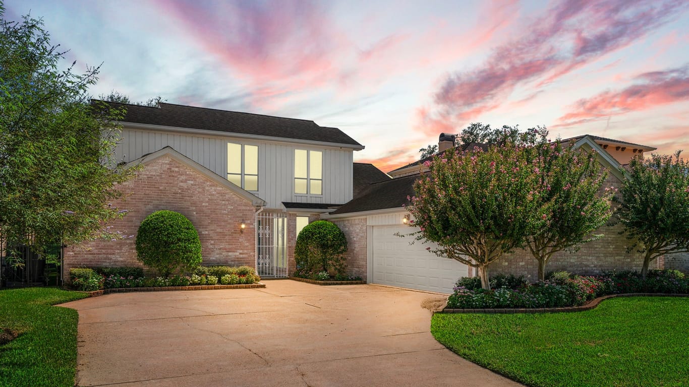 Sugar Land 2-story, 3-bed 10 Crestwood Circle-idx