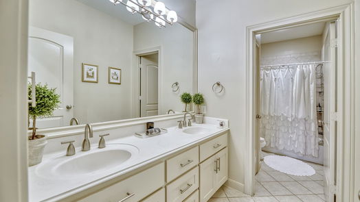 Sugar Land 2-story, 3-bed 8 Sweetwater Court-idx