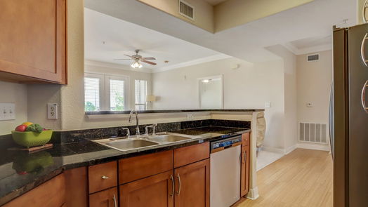 Sugar Land null-story, 2-bed 2299 Lone Star Drive 342-idx