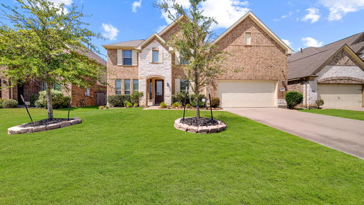 Sugar Land 2-story, 5-bed 6231 Garden Lakes Lane-idx