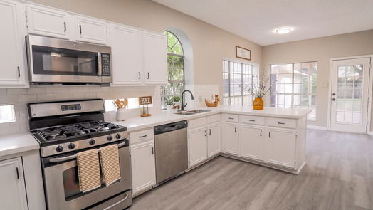 Sugar Land 2-story, 4-bed 6934 Woodside Drive-idx
