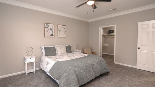 Sugar Land 2-story, 4-bed 6934 Woodside Drive-idx