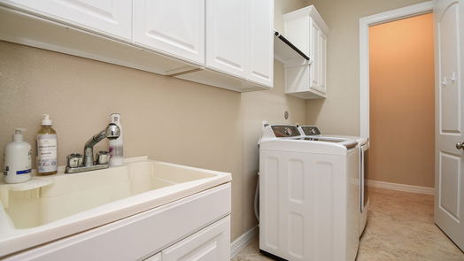 Sugar Land 2-story, 5-bed 6018 Ashford Falls Lane-idx