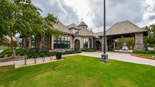 Sugar Land 2-story, 5-bed 6018 Ashford Falls Lane-idx