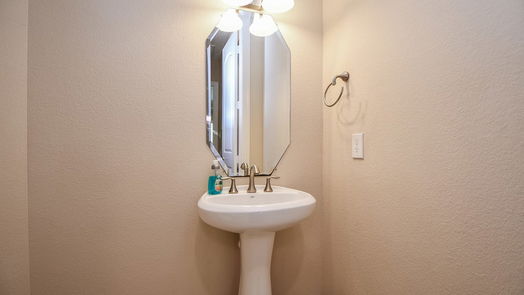 Sugar Land 2-story, 5-bed 6018 Ashford Falls Lane-idx