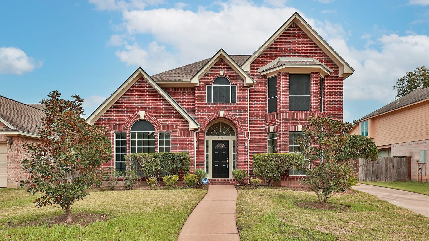 Sugar Land 2-story, 4-bed 7511 Timber Ridge Trail-idx