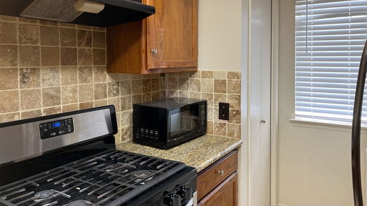 Sugar Land 2-story, 2-bed 2910 Grants Lake Blvd 704-idx