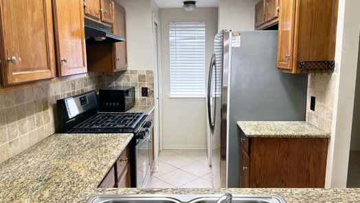 Sugar Land 2-story, 2-bed 2910 Grants Lake Blvd 704-idx