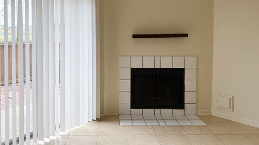 Sugar Land 2-story, 2-bed 2910 Grants Lake Blvd 704-idx
