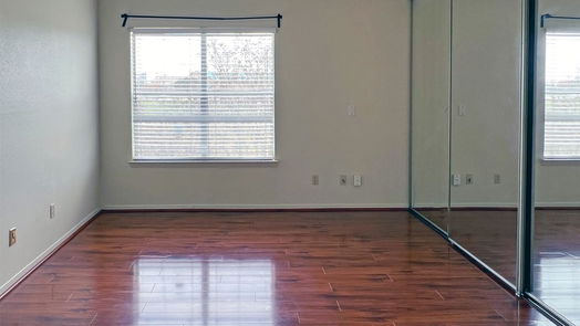 Sugar Land 2-story, 2-bed 2910 Grants Lake Blvd 704-idx