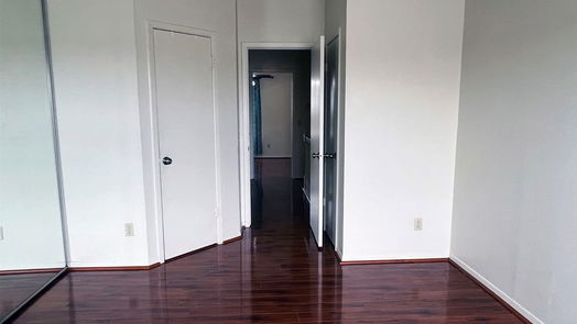 Sugar Land 2-story, 2-bed 2910 Grants Lake Blvd 704-idx