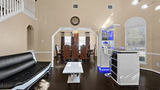 Sugar Land 2-story, 6-bed 3210 Brook Arbor Lane-idx