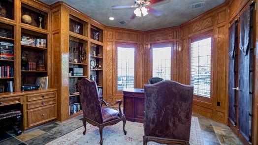 Sugar Land 2-story, 8-bed 17 Windsor Place-idx