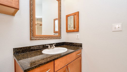 Sugar Land null-story, 2-bed 2299 Lone Star Drive 333-idx